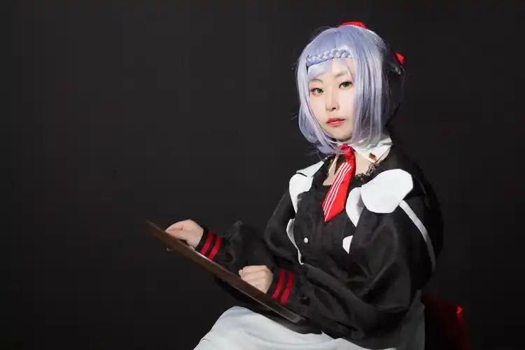 cosplay场照原神kfc联动诺艾尔女仆装出镜白珂