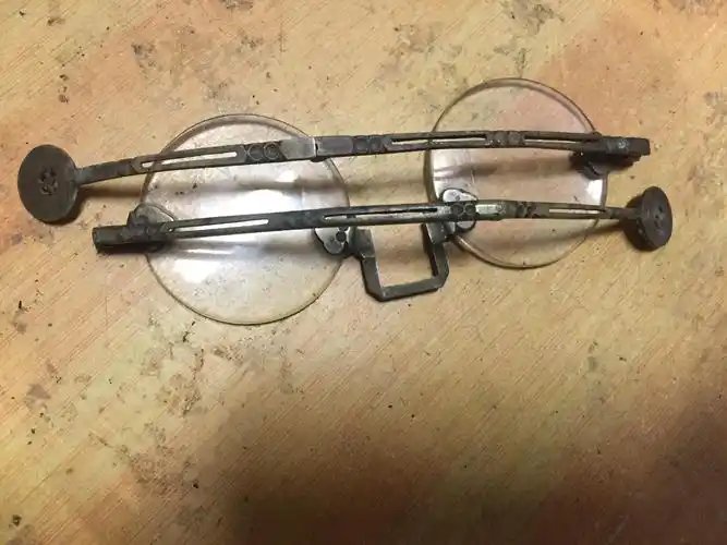 民国时期的铜架水晶眼镜,包老完整,花镜