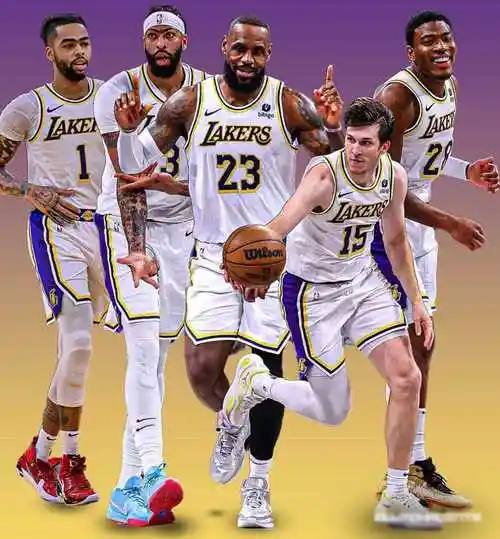 湖人近期表现强势,9胜1负排名升至第八,球迷期待老詹再创辉煌