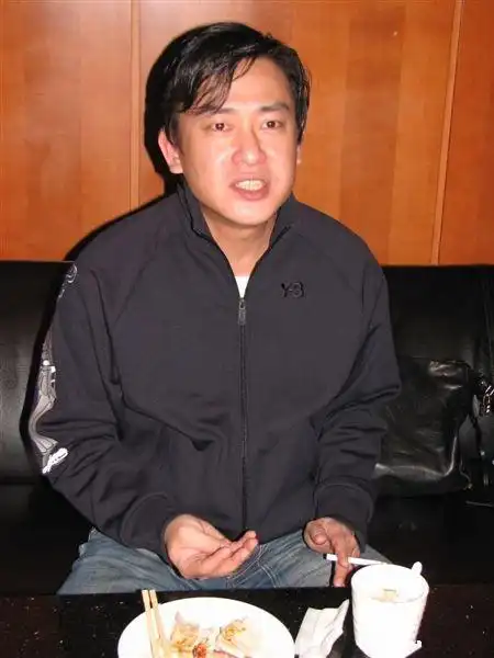 【图】王识贤的妻子图片大曝光 放弃自己前程专心做老公的贤内助