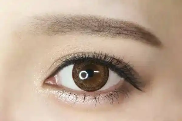 偷学周冬雨,一个下垂眼的走心眼妆修养