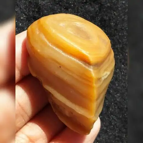 雍容华贵的新疆金丝玉沙漠漆原石展十八