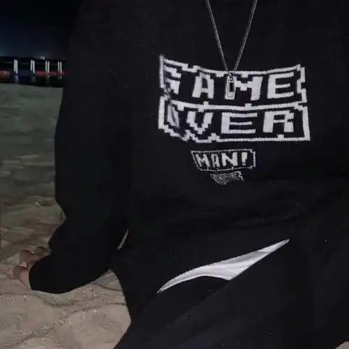 小众男头丨一直不说话