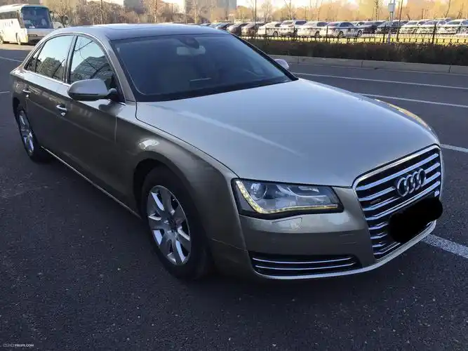 12年香槟色奥迪a8出售 里外如新 没有事故 正规手续随时过户