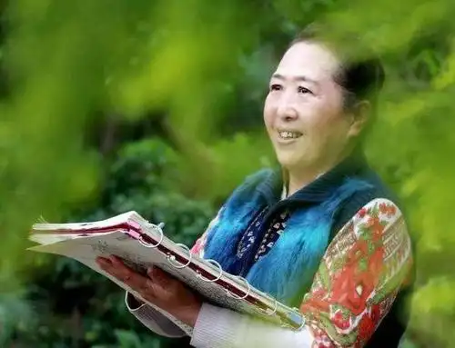 石倩:她在写意花鸟世界里遨游