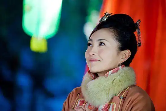 美人无泪首播包文婧成蔡少芬心腹