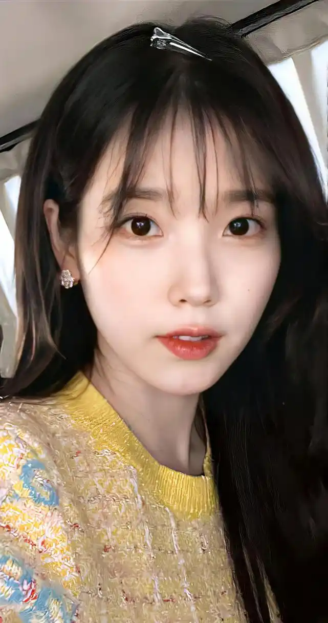 最青春无敌,最活力四射的唱作型才女——iu李知恩!