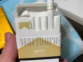 万宝路硬白金亚太gcc版