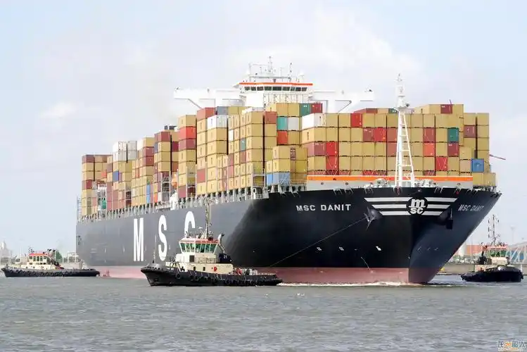 世界最大的集装箱船图片小全51p