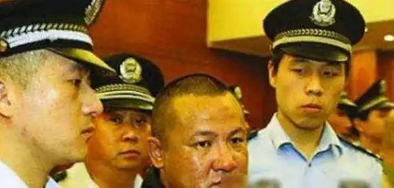 《征服》原型刘华强:为弟复仇,仇家无一幸免!