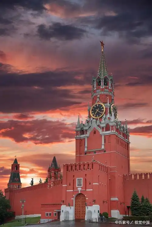 夏日出国度假选择去莫斯科红场旅游,体验俄罗斯风格建筑之美!