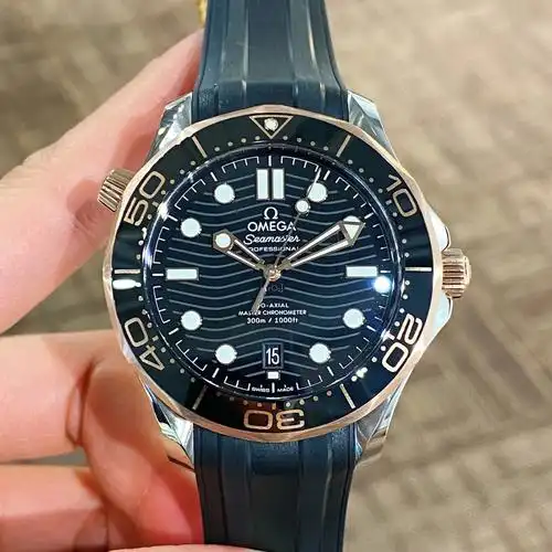 欧米茄海马300间金黑