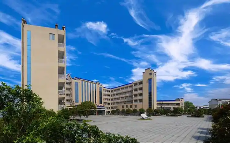 永州东方科技职业学校创建于1995年,是一所经政府批准设置的全日制