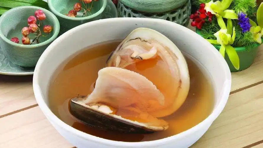 「闽菜著名菜式」鸡汤汆海蚌,蚌肉透明脆嫩,鸡汤鲜美,后赠做法