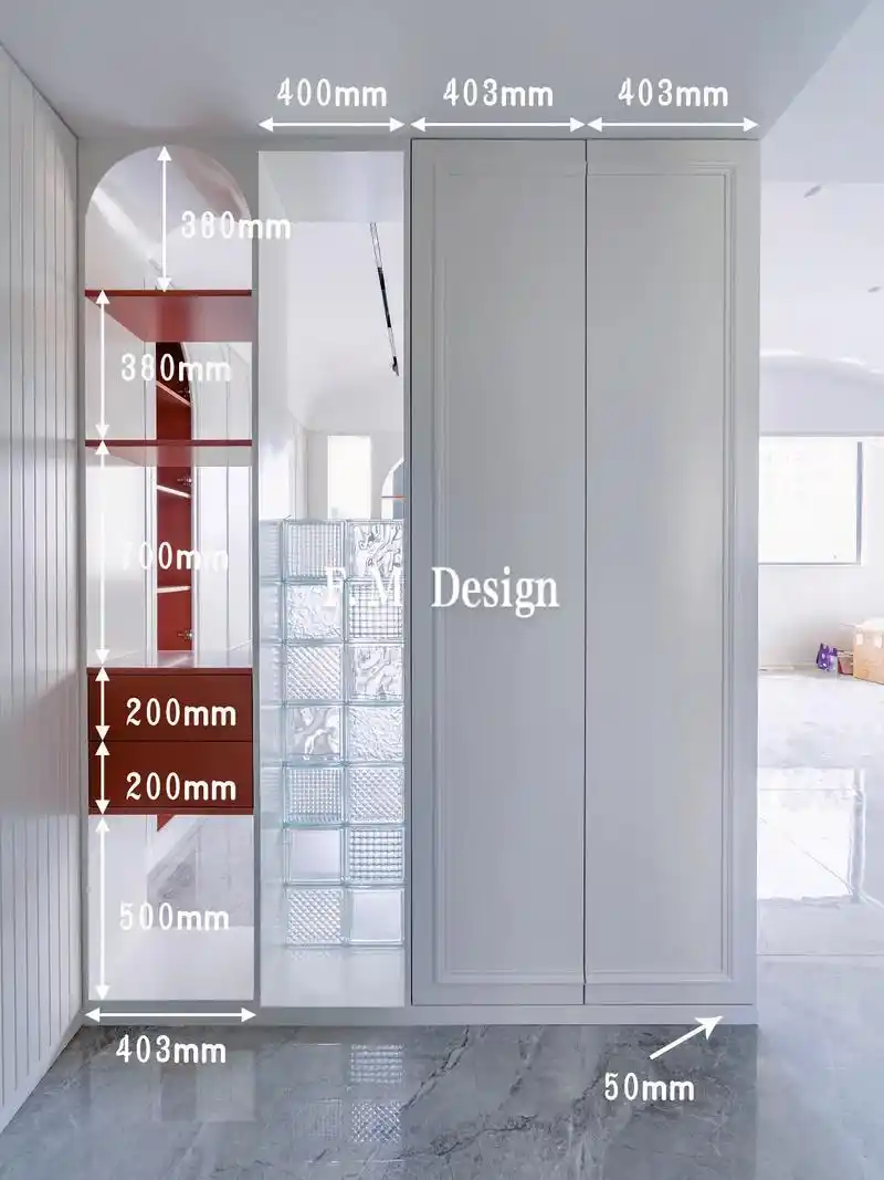 现代法式工地展示,尺寸细节彰显施工精细90 ①玄关柜用玻璃砖 - 抖