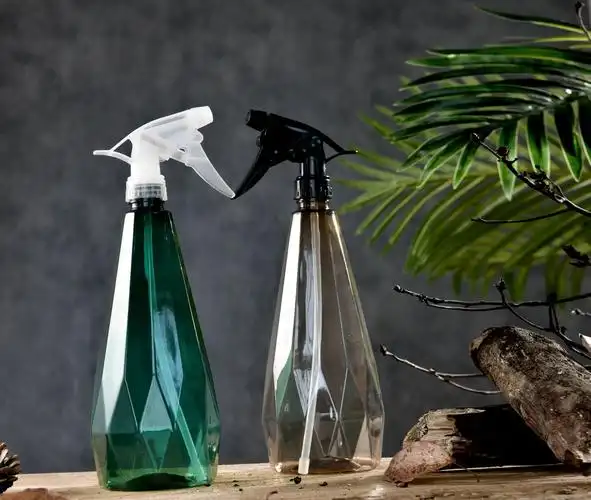 麦家1l新款钻石大喷壶手持式多肉 喷水壶 浇花喷壶消毒洗车喷雾壶