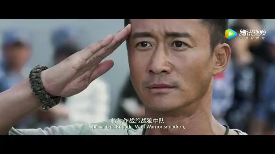 战狼2网络首映观影人次爆炸爱国热情爆棚中华崛起