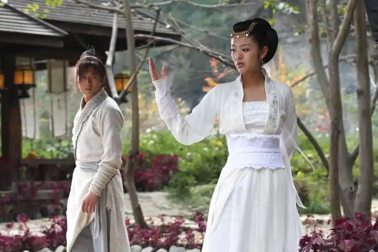 倚天屠龙记 邓超 饰 张无忌 安以轩 饰 赵敏