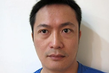 男人泪沟很深是不是事业不太顺利