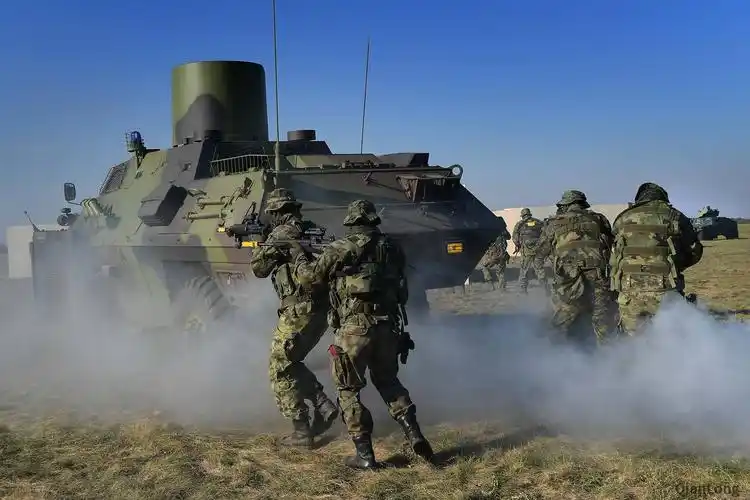 塞尔维亚举行反恐演习多支特种部队表现抢眼8