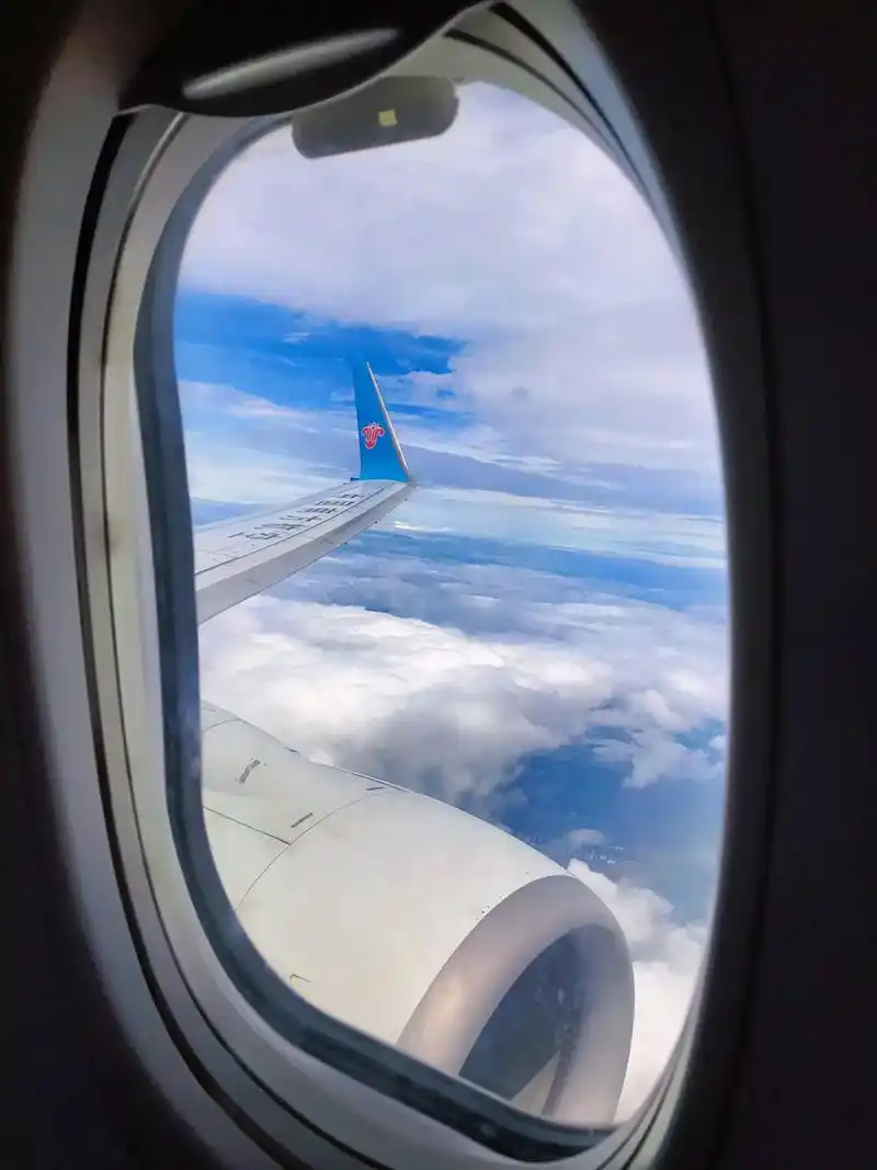 飞机窗口外的风景.#图文伙伴计划 #治愈系风景  当你透过机 - 抖音
