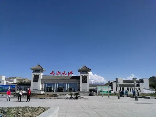 新疆乌鲁木齐天山天池风景区(之一)(副本)