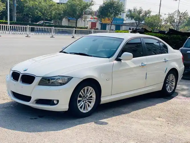 【淮北】2011年12月 宝马 宝马3系 2011款 320i 时尚型 手自一体