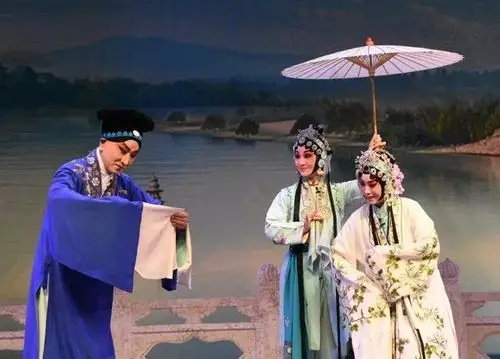 古典名著改编界的半壁江山除了西游记大概就是它了京剧重磅福利