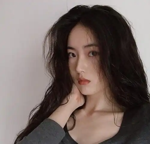 qq头像长发美女气质_qq美女头像女生长发