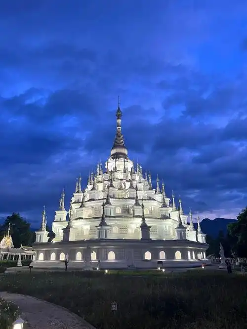 芒市旅游攻略芒市银塔