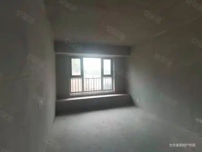 平度公园壹号4室2厅2卫143㎡南北128万