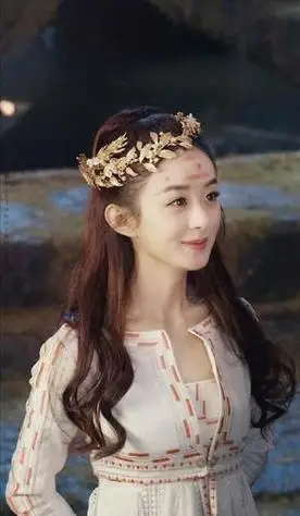 道源命理:周易算命看赵丽颖的生辰八字未来运势,最近一段时间海润新晋