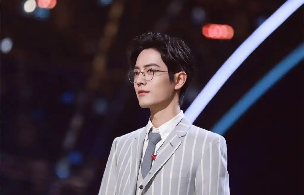 超帅肖战魅力壁纸_帅气偶像肖战