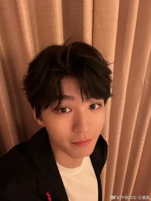 这是我离王俊凯最近的一次