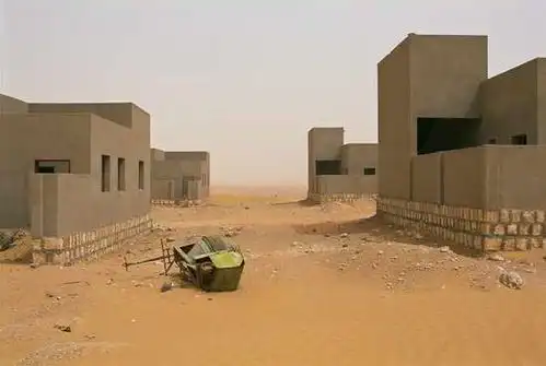 实拍神秘富有的阿拉伯 沙漠中也能造出城市(组图)