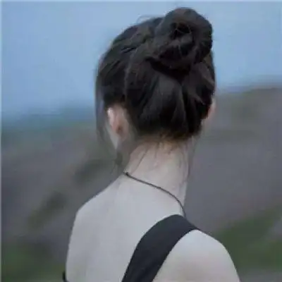 丸子头可爱女生头像高清好看可爱的丸子头的女头