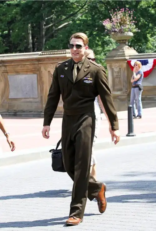 美国队长chris evans军装