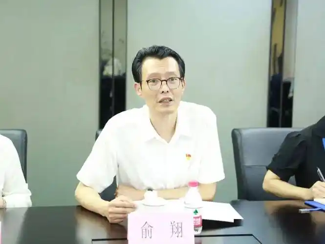 拱墅区委副书记,区长冯晶一行莅临中智浙江公司调研指导工作_服务