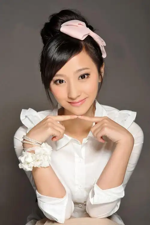 王若涵 (900×1352)