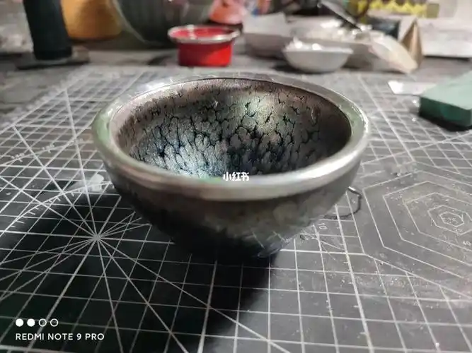 建盏口沿磕缺无胶包银修复