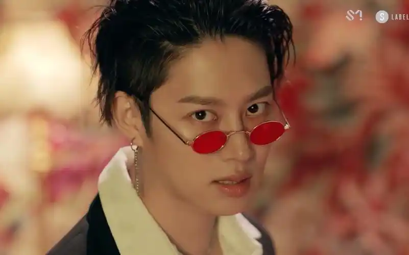 出镜即颜值正义!one more time mv希澈cut