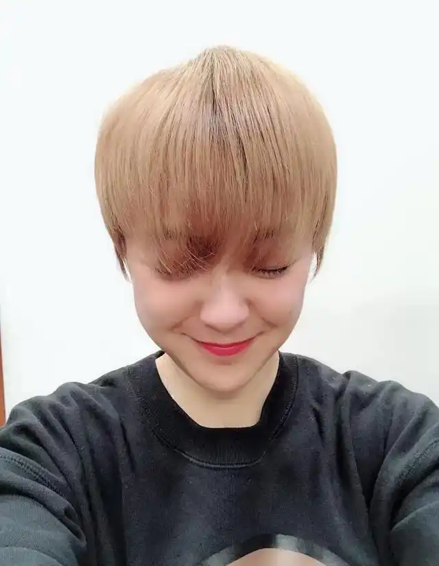 还记得唱《千千阙歌》的陈慧娴吗?刚理了发型的她你还认得出吗?