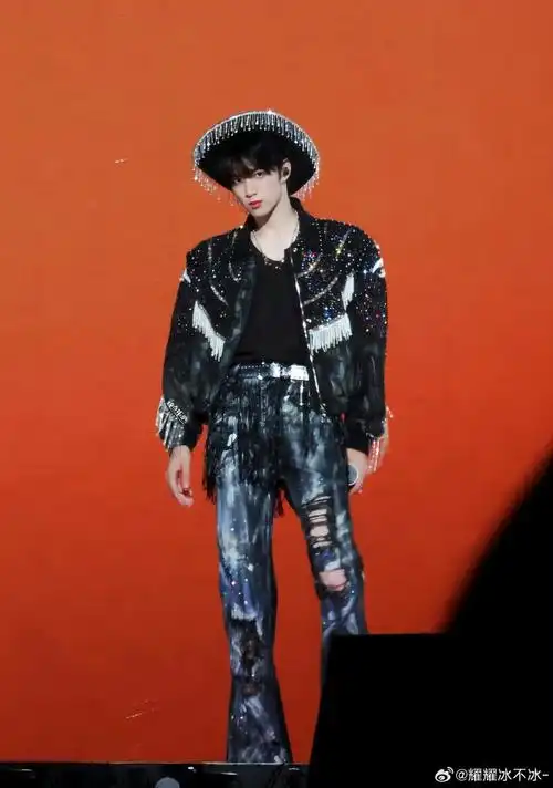 对舞台设计无论是整体还是细节的把控掌握 都太厉害了刘耀文!