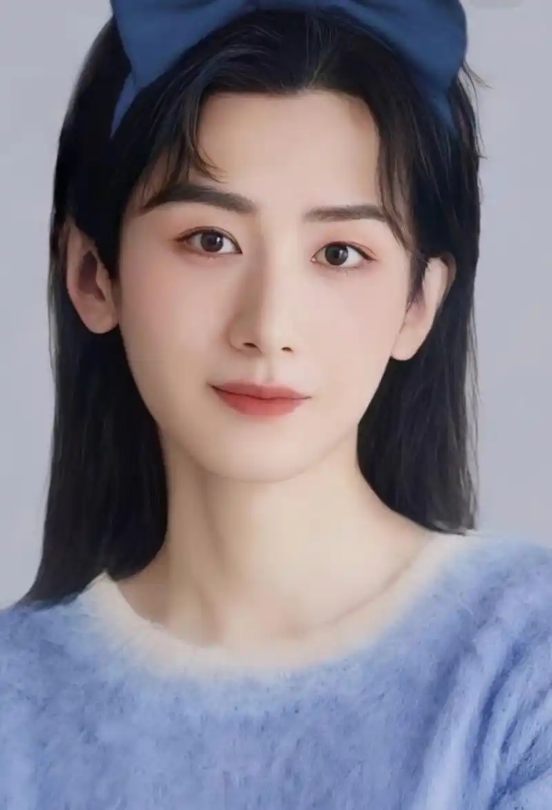 图中穿女装的男明星你们能认出来几个?哈哈99考验真粉的时候到了