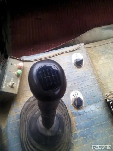 老八档怎么挂档车是豪沃