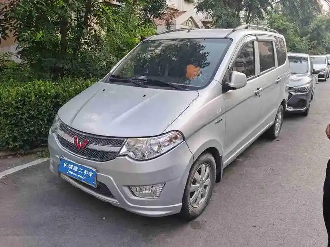 五菱-五菱宏光-2016款 1.5l s手动舒适型