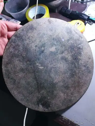 [欣赏] 三面极少见的明代特大镜子