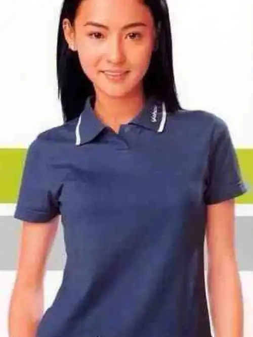 张柏芝2002年以纯夏装