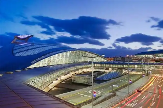 李恩秀嗯 金敏珠嗯 到达韩国的机场 李恩秀我们走吧 戚百草ok 金敏珠