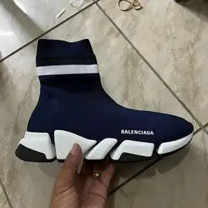 巴黎世家鞋新款